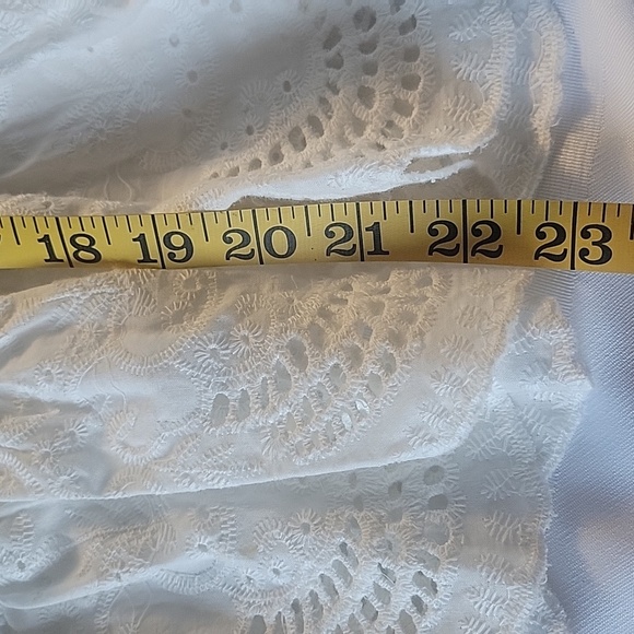 JAX & Henley White Shere V Neck Blouse, 100% cotton, Size: L - Picture 10 of 10